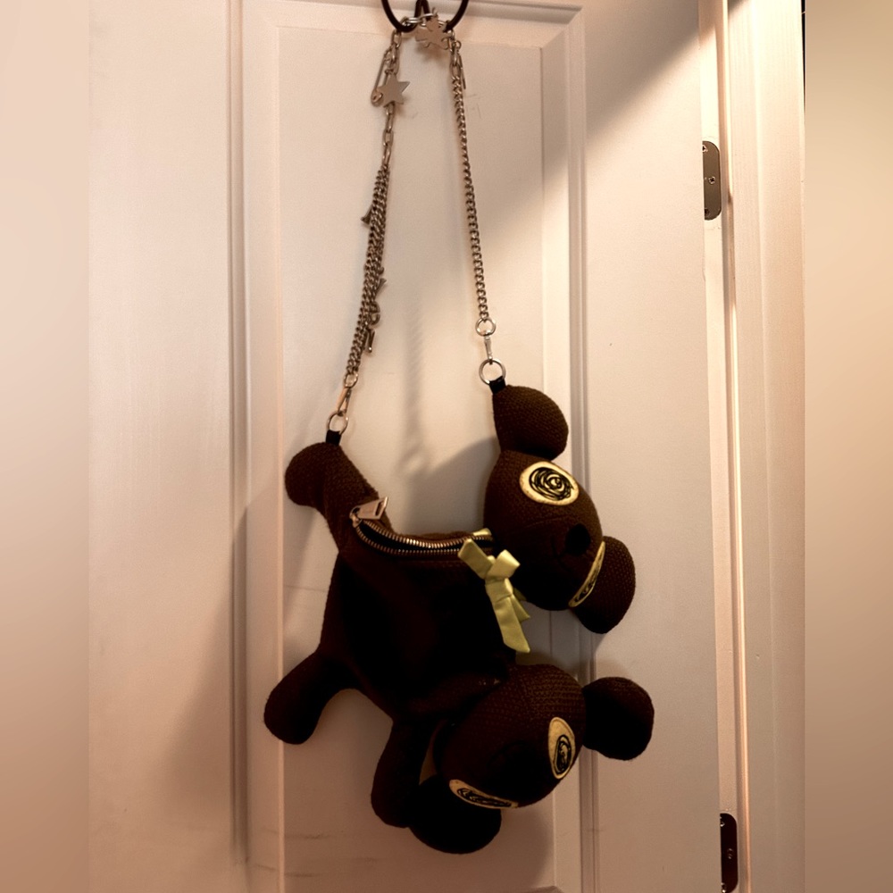 DEADSTOCK Heaven by Marc Jacobs Brown Bear Trap Charm Pouch
